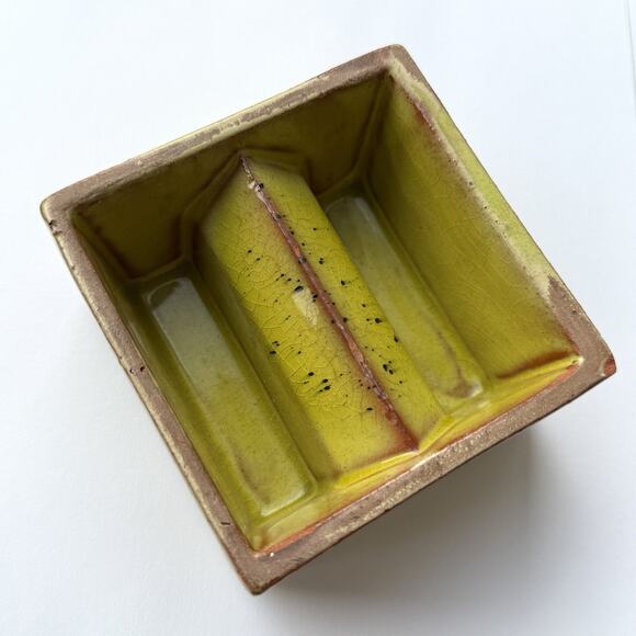 Paul Speck (1896 – 1966) Ceramic Pottery Ashtray Karlsruhe Majolika Form #1612 - Picture 6 of 11